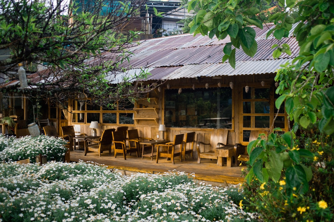 15 Best Cafés Near Ninh Kieu Wharf in Can Tho for Stunning River Views